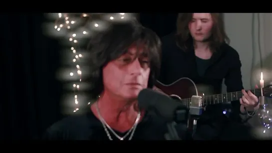 Joe Lynn Turner - Love Conquers All (Acoustic in Glasgow)