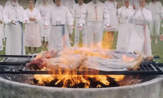 Солнцестояние / Midsommar (2019)