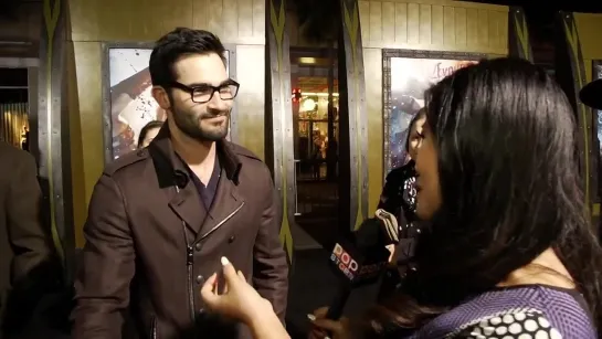 Tyler Hoechlin Dishes “Teen Wolf” Scoop at “300: Rise of An Empire” Premiere!