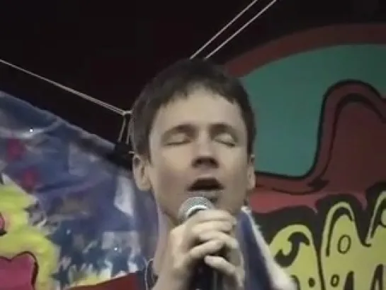 John Cameron Mitchell sings "Origin Of Love" from "Hedwig And The Angry Inch" at Amoeba Records, Hollywood,