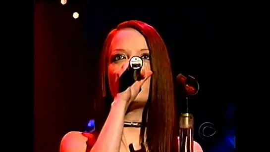 Garbage - The World Is Not Enough (Live)