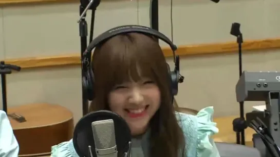 160506 슈퍼주니어의 KISS THE RADIO 러블리즈(Lovelyz) Full Ver.