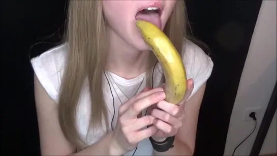 Peas And Pies ASMR - new perspective BANANA SUCKING