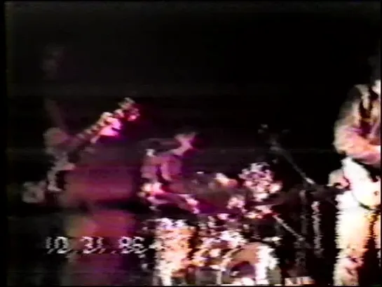 Pixies — Down To The Well • Live In Boston 101986