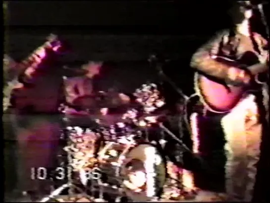 Pixies — Build High • Live In Boston 101986