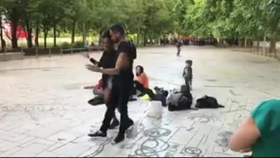 Laury Esmeralda и  Rainier Nvp Kizomba na Rua Paris