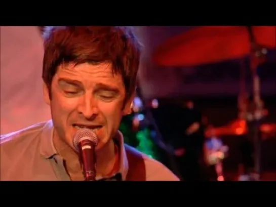 Noel Gallagher - Everybody's On The Run - Live at BBC Radio Theater