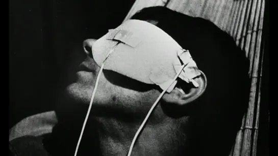 "Взлётная полоса" / "La Jetée" (1962) Крис Маркер