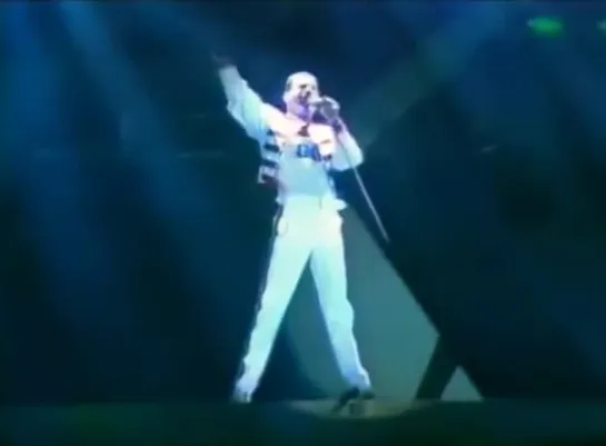 Queen - One Vision - Live in Leiden 1986