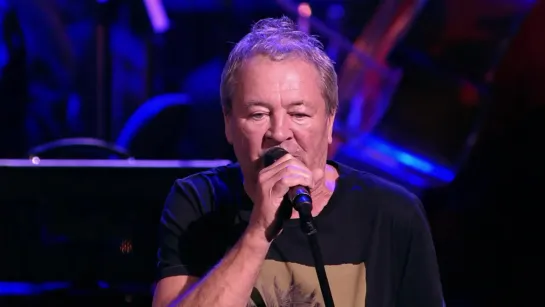 Ian Gillan - Hang Me Out To Dry - Live in Warsaw - Album Contractual Obligation out now!