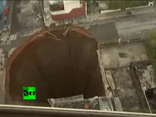 Guatemala City Sinkhole Circle 1/05/2010