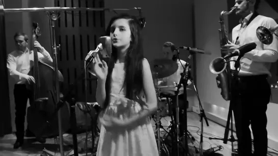 032 Angelina Jordan Singing Diva (I Put A Spell On You)