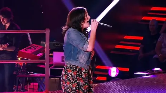 «Karise Eden» Sings Battle Karise Eden  Paula ”Back To Black” Amy Winehouse The Voice Australia