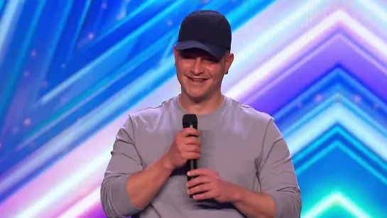 Maxwell Thorpes Performance the Judges Auditions of ”Caruso” - Luciano Pavarottis BGT The Britains Got Talent 2022 [1]