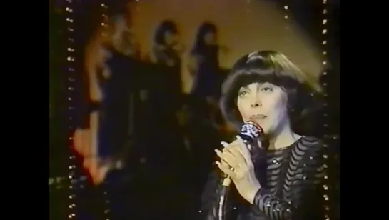 Mireille Mathieu ♫ Petit Papa Noël (La Chance aux Chansons)