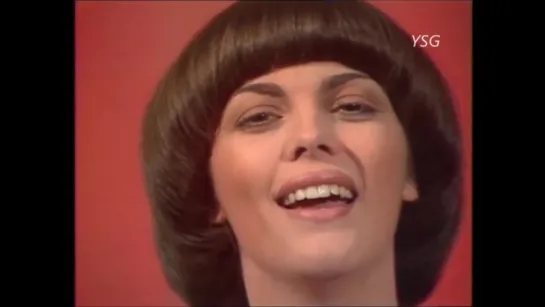 Mireille Mathieu ♫ La bonne année ♪ 1973