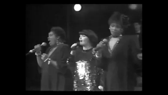 Mireille Mathieu ♫ On Veut Du Jazz (avec Carole Fredericks, Palais des Congrès, 1986)