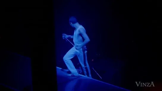 QUEEN Freddie Mercury ”The Show Must Go On” (Live)