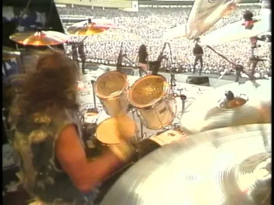 Skid Row — Big Guns • Moscow Music Peace Festival, Vol.1