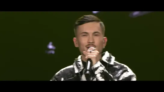 Paul Rey - Royals (Live @ Melodifestivalen 2023 Heat 3)