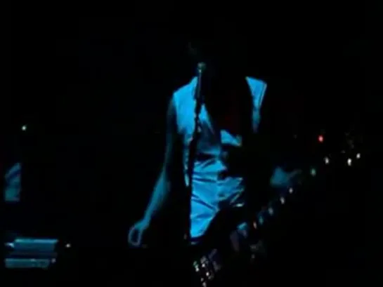 Placebo - Plasticine (Live In Paris '03)