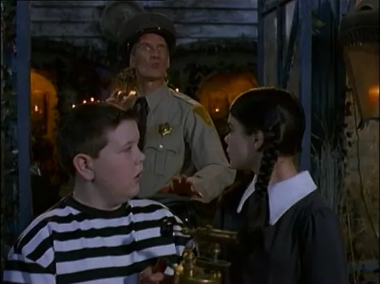 The.New.Addams.Family.s01e37.-.Morticia,.the Sculptress.