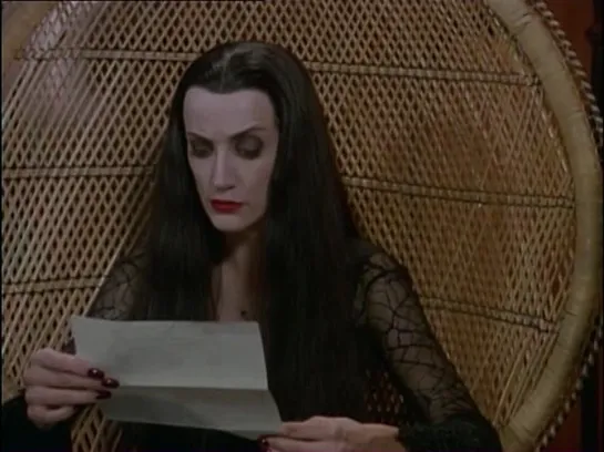 The.New.Addams.Family.s01e28.-.Crisis.in.the.Addams.Family.