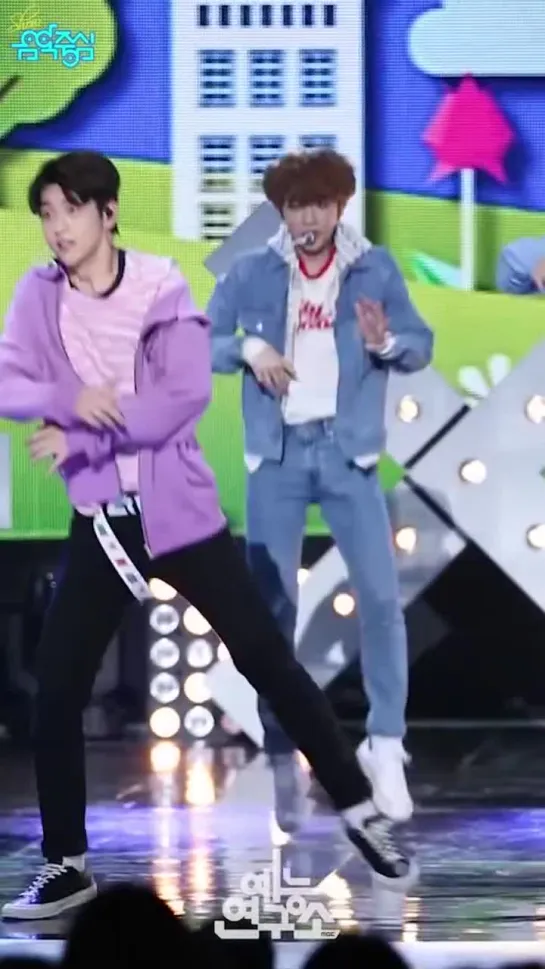 190309 TXT - CROWN (Fancam Mix) @ Music Core.