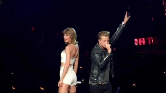 Taylor Swift & Ryan Tedder - Counting Stars (Live @ Staples Center, 21/08/2015)