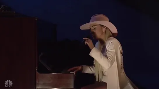 Lady Gaga - Million Reasons (Live On SNL)