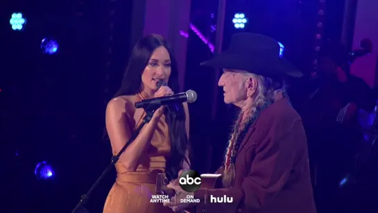 Kacey Musgraves & Willie Nelson - Rainbow Connection, Rainbow (CMA Awards 2019)