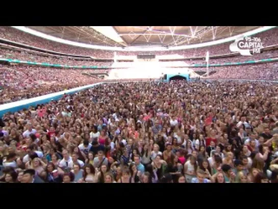 Jessie J - Domino (Capital Summertime Ball 2014)