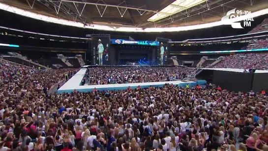 Pharrell Williams - Frontin' (Capital Summertime Ball 2014)