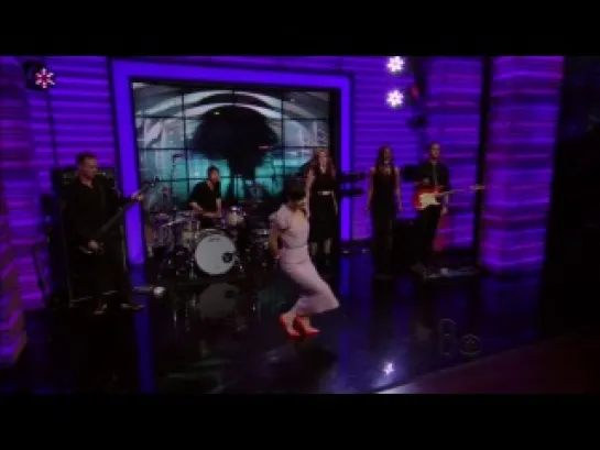 Lily Allen - Our Time (Live with Kelly & Michael 20.6.2014)