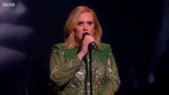 Adele - Hello (Live At BBC)