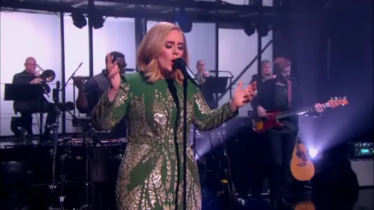 Adele - Skyfall (Live on BBC One)