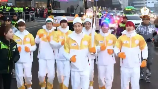 [VK][180113] MONSTA X cut @ PyeongChang 2018 Olympic Torch Relay Live-Day74