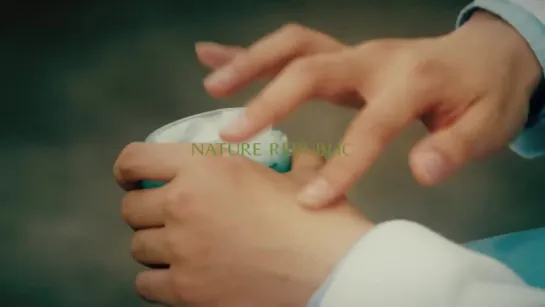 [VIDEO] 160721 Kai & Baekhyun @ Nature Republic