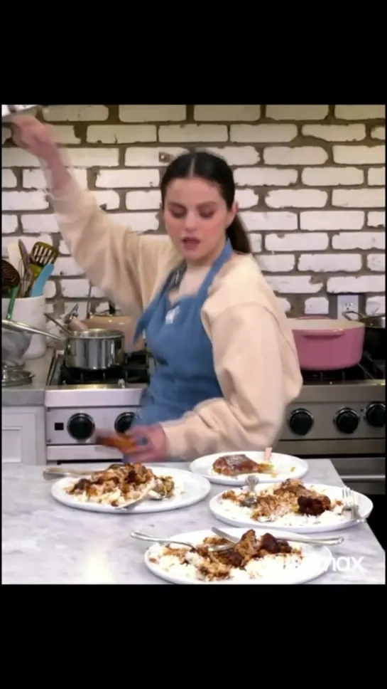 2021: трейлер второго сезона «Selena + Chef»