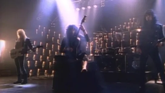 W.A.S.P. - Hold On To My Heart