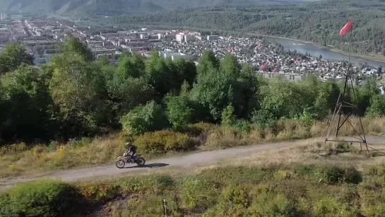 ВОЗДУШНАЯ ЭКСКУРСИЯ ПО МЕЖДУРЕЧЕНСКУ. Вернемся на время в лето