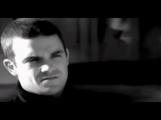 Robbie Williams - "Angels"  [HD]