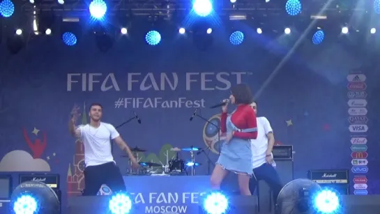 Карина Хвойницкая(#FIFAFanFest,Воробьёвые Горы,26.6.18)