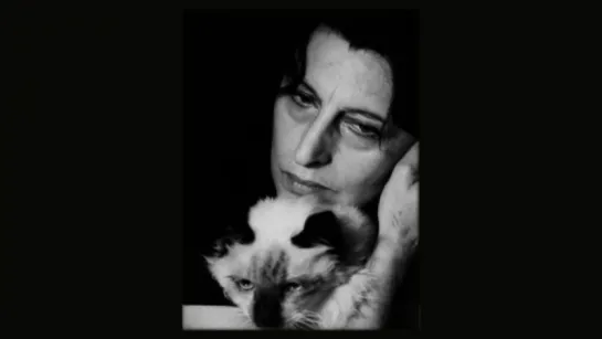 Anna Magnani with cats