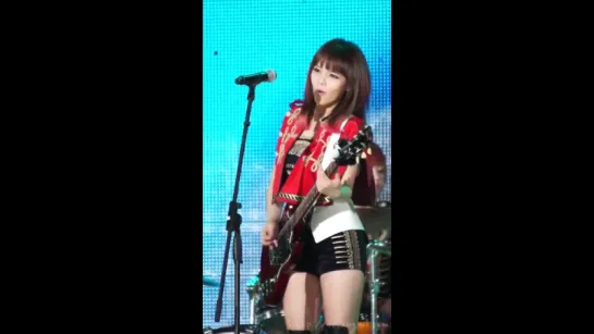 121022 sbsmtv 더쇼 AOA - get out rock ver 지민 직캠