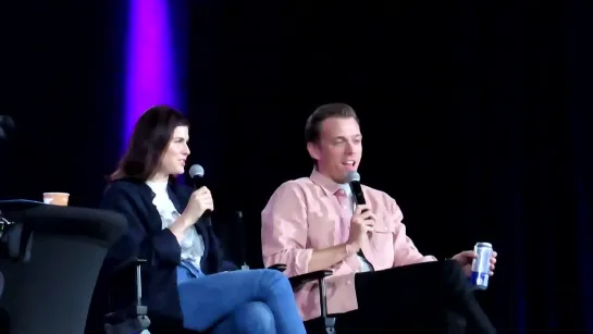 Jake Abel  Alexandra Daddario @ FanX #FanX #FanX23 #FanX2023