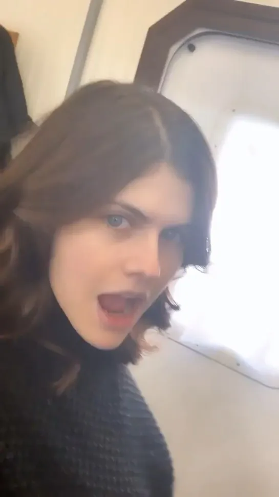 alexandradaddario on instagram story | 3 декабря 2019