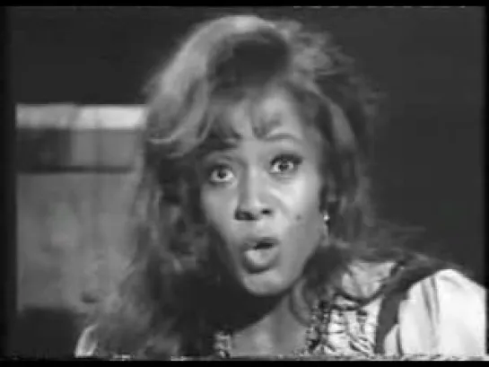 Shirley Verrett as Carmen - Card Scene