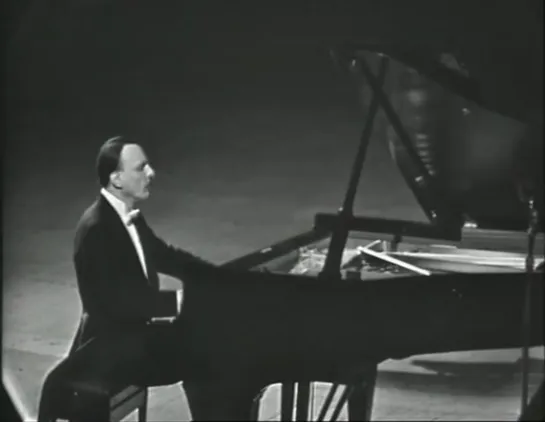 Beethoven. Sonata No.32 Op.111 / Arturo Benedetti Michelangely, 1964