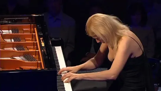 Mozart. Fantasie In C Minor K475 / Valentina Lisitsa